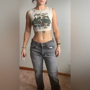 Small, Cropped, Graphic tee